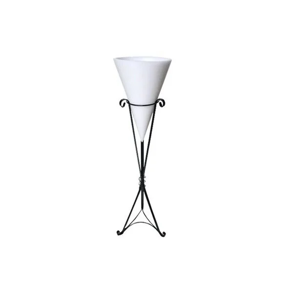 Three-legged cone stand